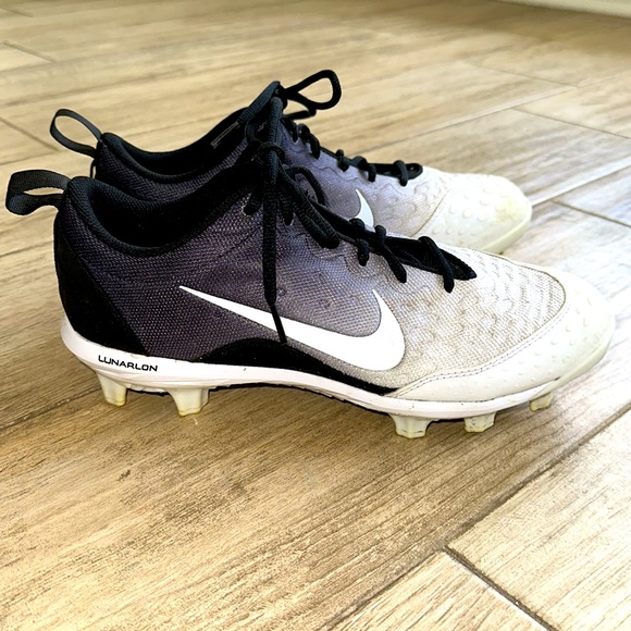 Nike Hyperdiamond Cleats - Picture 2 of 6